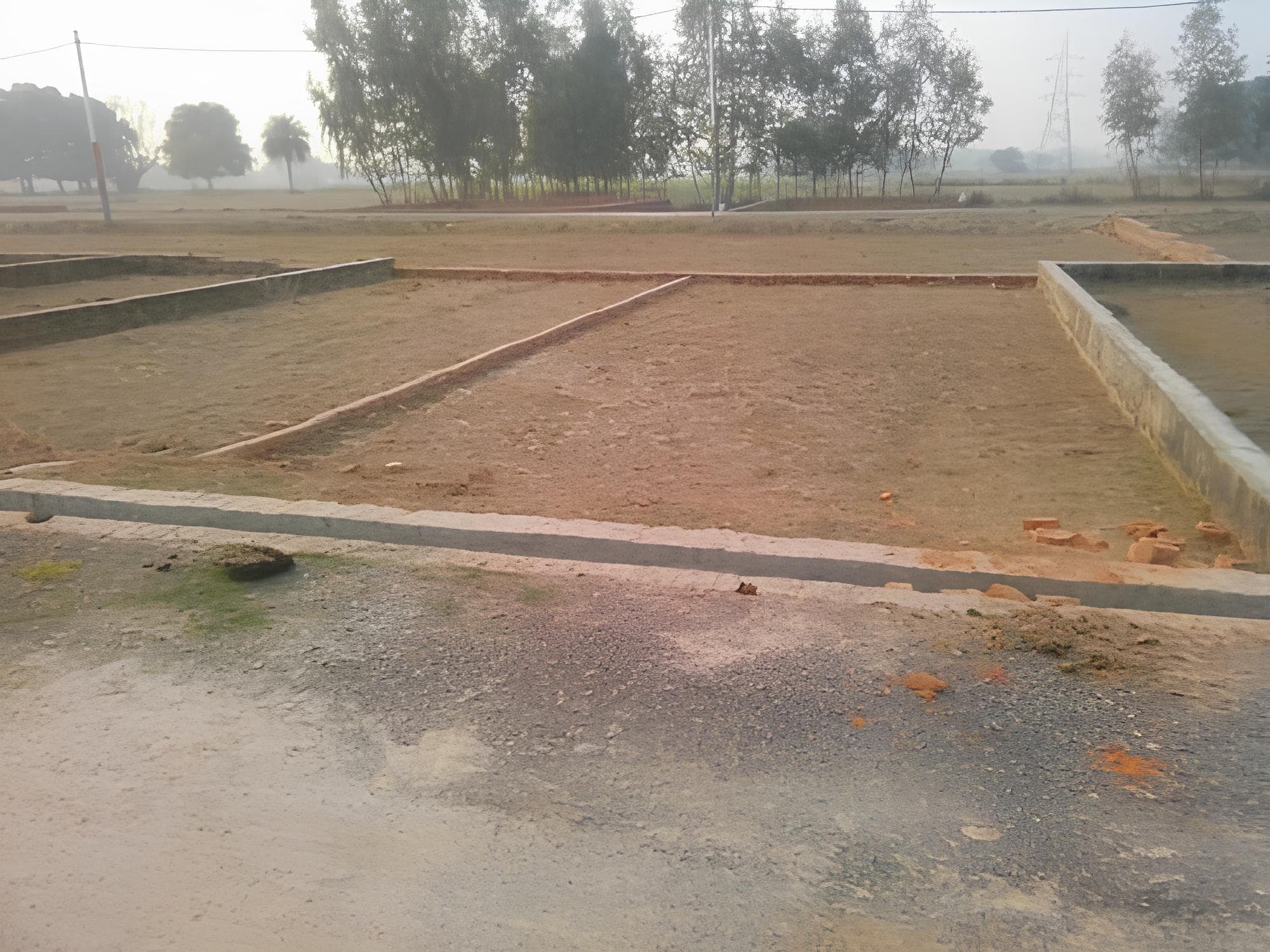Plot in Darekhu with 25ft Road